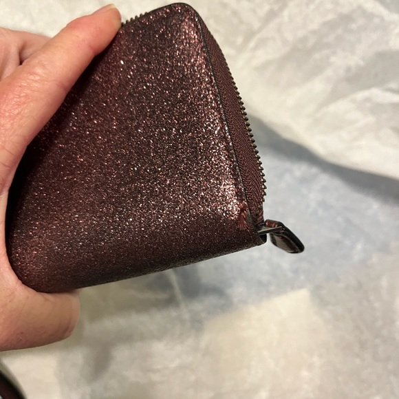 Coach wristlet - Picture 7 of 7